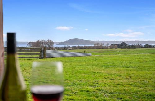 Owhata House | The Cottage - Rotorua Holiday Farmstay
