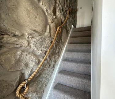 Bangor House | The Cottage - Snowdonia, North Wales