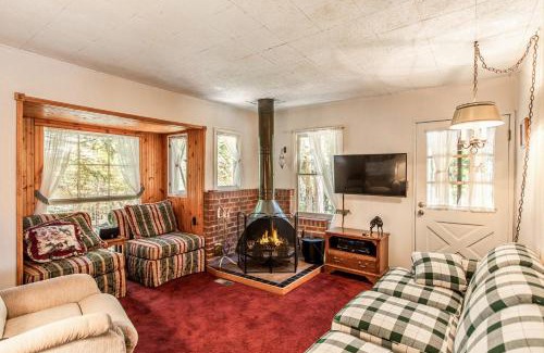 Lake Arrowhead House | The Cottage