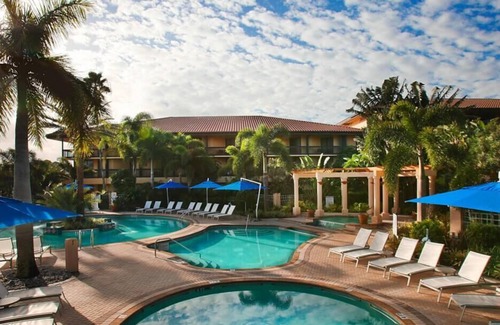 Hunt Club Cottage | The Cottages at PGA National Resort - Two Bedroom Cottage