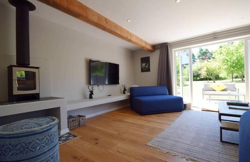 Appledram House | The Cottages at Crouchers Orchards
