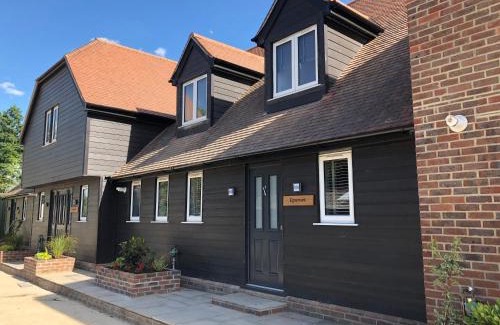 Appledram House | The Cottages at Crouchers Orchards