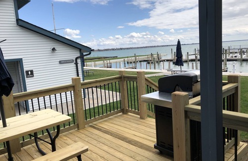 Anchorville Apartment | The Cottages at Northpointe - Cottage 3