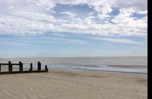 Littlehampton House | The Cottages by the Sea