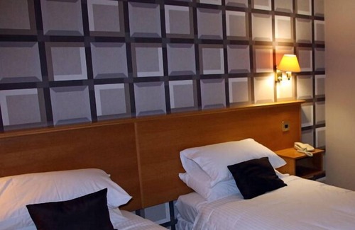Carnforth Hotel | The County Lodge