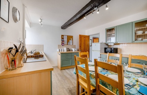 Borth House | The Coup - Three Bedroom House, Sleeps 6