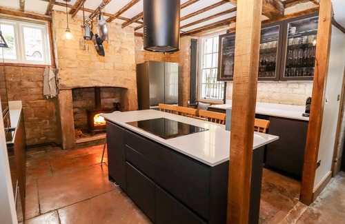 Blockley Cottage | THE COURT HOUSE, pet friendly, character holiday cottage in Blockley