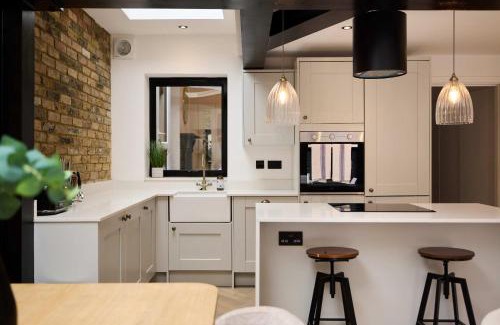 Northcote Apartment | The Courtyard Flat - 2-Bed 2-Bath Near Clapham Junction