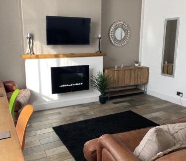 Wells Apartment | The Courtyard