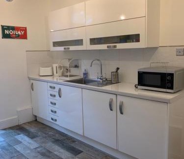 Wells Apartment | The Courtyard