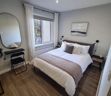 Portstewart Apartment | The Cove Apartment, Portstewart near Prom, Parking