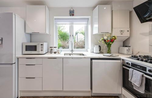 Trearddur Bay Villa | The Cove at No 1 Trearddur Road