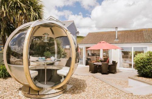 Praa Sands House | The Cove