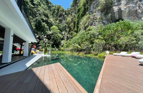 Taman Teh Teng Seng Apartment | The Cove Hill Suite, Ipoh