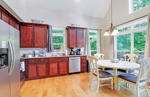 Sparta House | The Cove's End