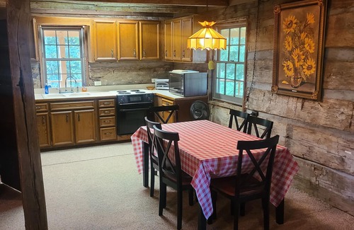 Taswell Cabin | The Cove TOKA Cabin.30 seconds from Patoka Lake.Sleeps 10