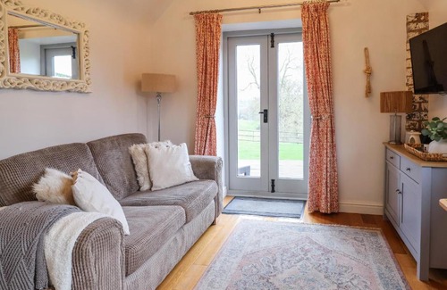 Bridgnorth House | The Cow Shed