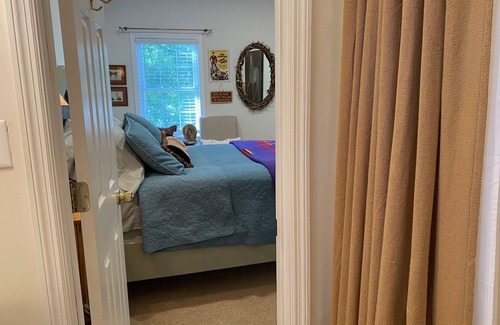 Aiken Bed & Breakfast | The Cowbird Room