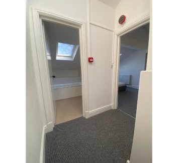 Gloucester Apartment | The Cozy Apartment