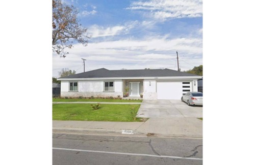 East Whittier House | The Cozy Back House