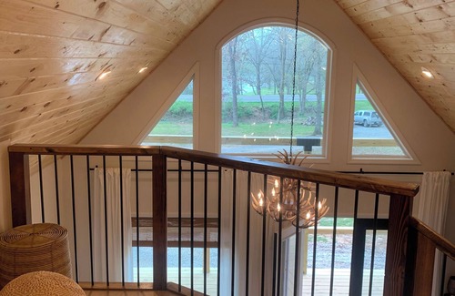 Mount Juliet Cabin | The Cozy Cabin - luxury haven- Loft