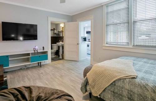 Terry Sanford Apartment | The Cozy Cove Fayetteville