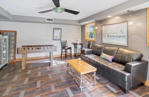 Boone House | The Cozy Cub