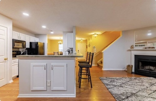 North Charleston House | The Cozy Hidden Gem