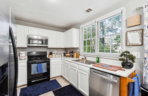 Johns Creek House | The Cozy Nest - Home Away From Home