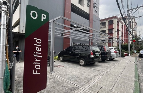 Pasig Condo | The Cozy Place Condo with Mini Bar