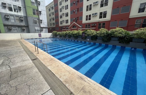 Pasig Condo | The Cozy Place Condo with Mini Bar