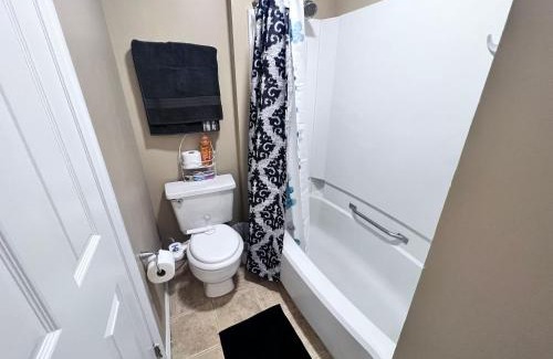 Fairborn Apartment | The Cozy Townhouse WPAFB & WSU