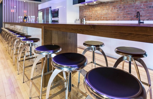 Downtown Montreal Apartment | THE CREATIVE LOFT | Holland Hotel