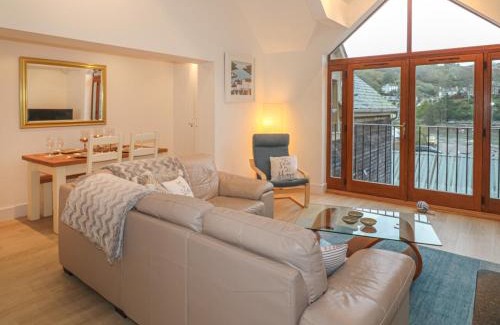 West Looe Apartment | The Creekside