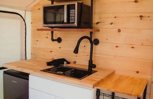 Cadiz RV Rental | The Creekview,Luxury Safari Tent