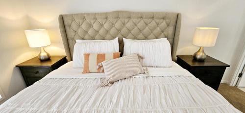 Burpengary East House | The Crest North Harbour Estate Sleeps 8