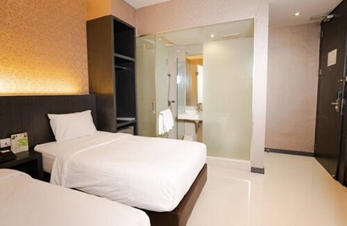 Medan Hotel | The Crew Hotel Kualanamu International Airport