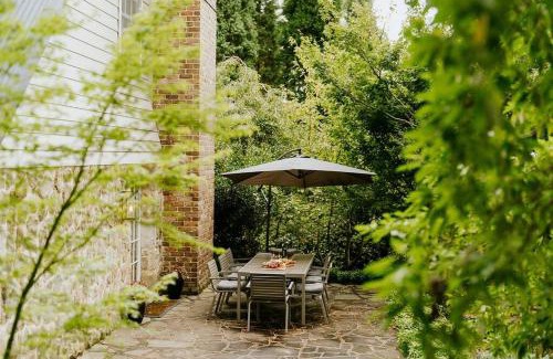 Bowral House | The Croft - Enchanting Bowral stone cottage