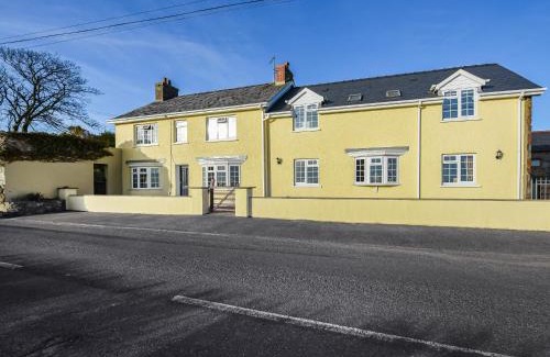 Ludchurch House | The Croft