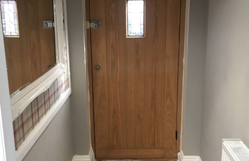 Huntly Cottage | The Croft,Hot tub, .TV Bed, jacuzzi Bath & Wine Cooler Fridge.