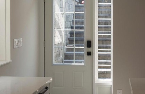 Burlington Apartment | The Croft House - 2 Bedroom 1 Bathroom Suite