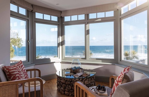 Coverack House | The Croft is a beautiful four bedroom detached retreat near Coverack.