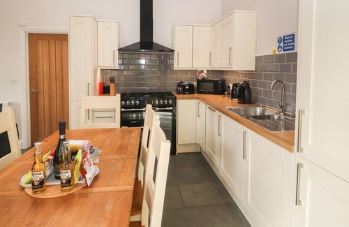 Bassenthwaite Cottage | THE CROFT, pet friendly, character holiday cottage in Keswick