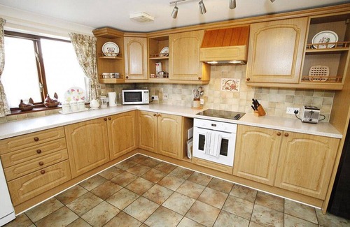 Llangennith House | The Cross - Four Bedroom House, Sleeps 8