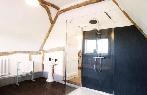 Saxmundham House | The Cross Wing by The Suffolk Cottage Collection