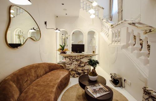 Tirana Hotel | The Crown Boutique Hotel & SPA