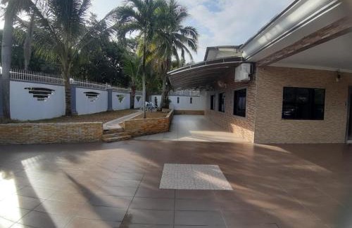 Johor Bahru House | The Crown Homestay
