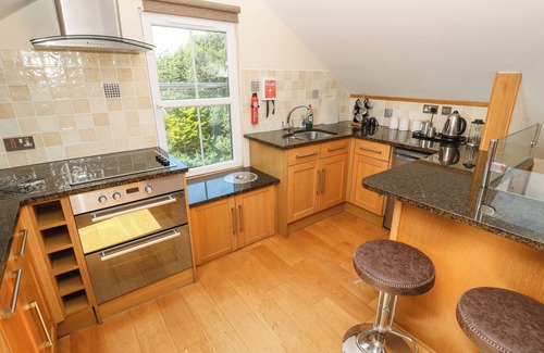 Mylor Cottage | THE CROWS NEST, pet friendly, country holiday cottage in Flushing