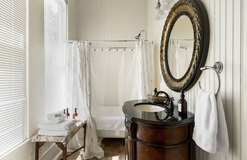 Heritage Hotel | The Crystal River Inn