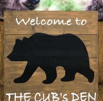 Highlands House | The Cubs Den Woodsy Highlands Home Hike and Ski!